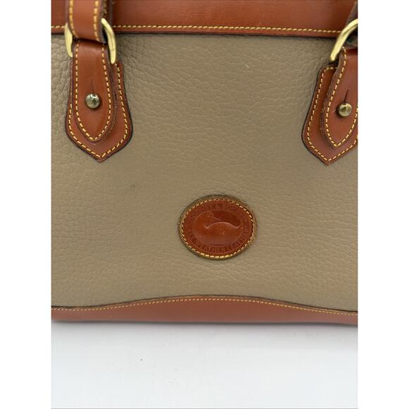 Vintage Dooney & Bourke, Leather Satchel Shoulder Bag All-Weather Leather Purse - Picture 2 of 16